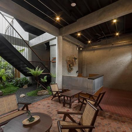 Hidden Garden Hostel Чиангмай Екстериор снимка